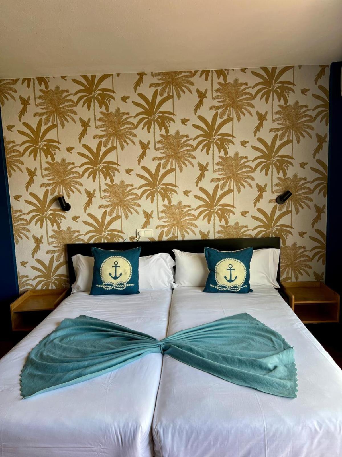 Hostal Balearic (Adults Only) Σαν Αντόνιο Εξωτερικό φωτογραφία